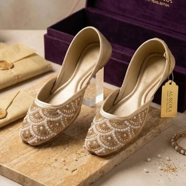 Embellishments Jutis For Women