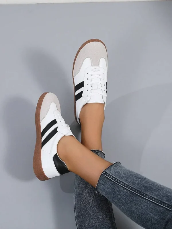 Ultra Soft Cushion Flat Sneakers
